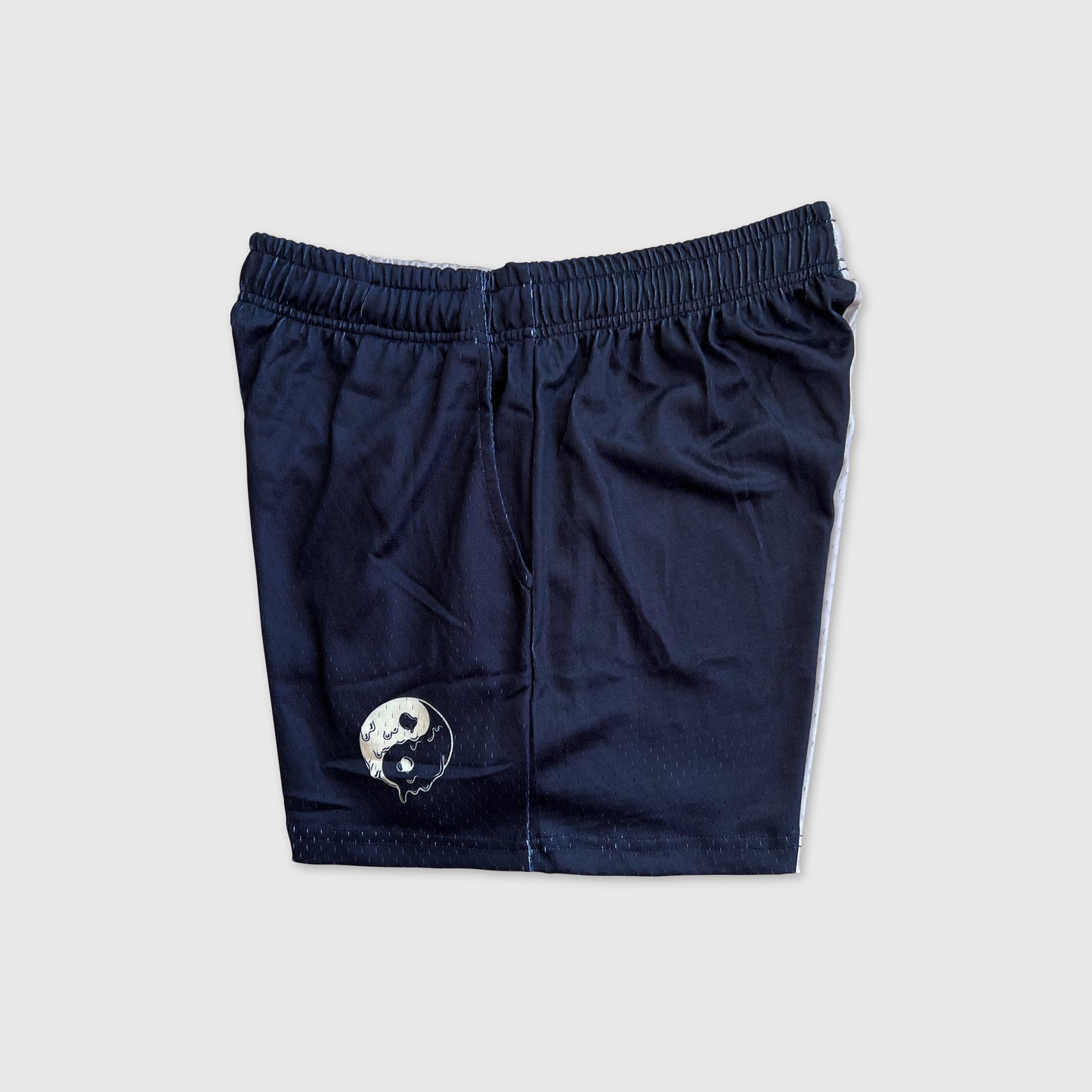 Yin Yang Drip Mesh Shorts 5" - Black Cream Color Block